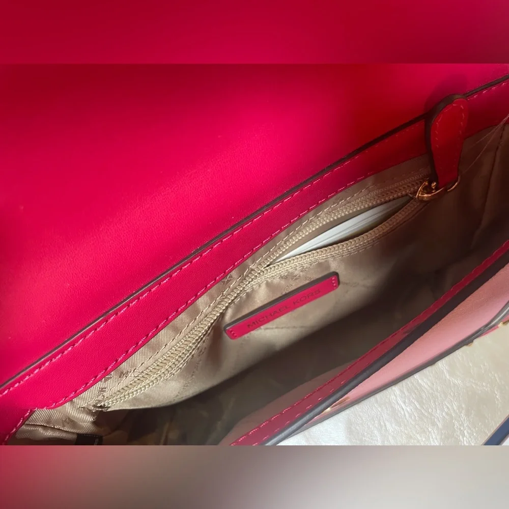 NWT Michael Kors Leida Medium Studded Shoulder/Crossbody in Electric Pink ⚡️ ⚡️ - Picture 14 of 17